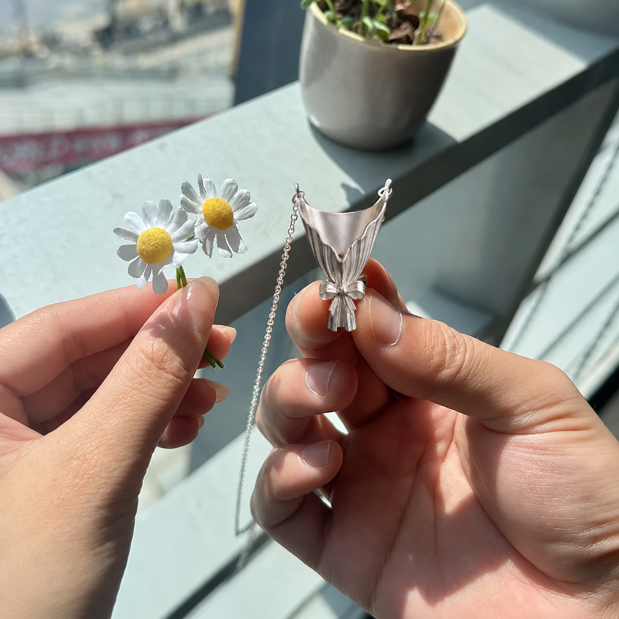 Floravelle Bloom Keeper Necklace